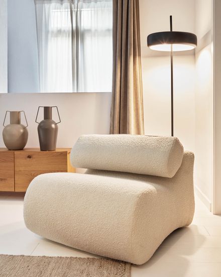 Кресло Club из белой ткани букле Испания Lа Forma