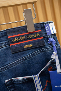 Джинсы Jacob Cohёn