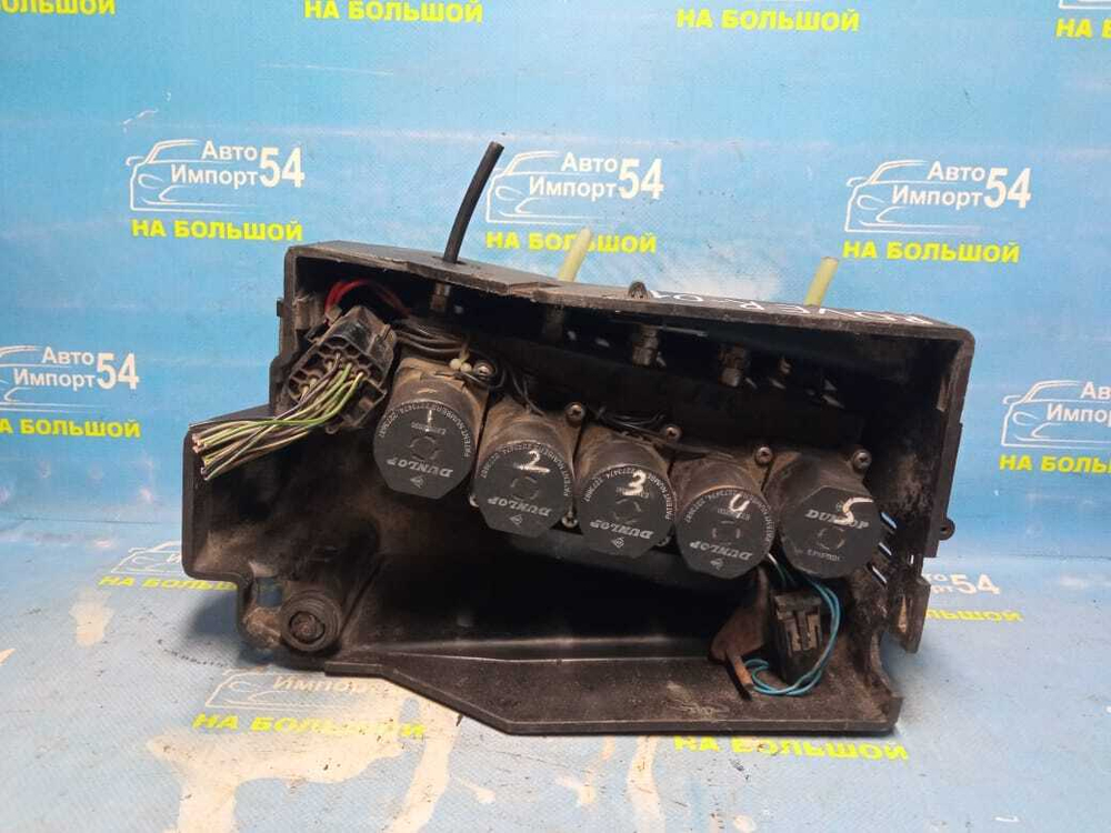 Блок клапанов пневмоподвески LAND ROVER RANGE ROVER 1996