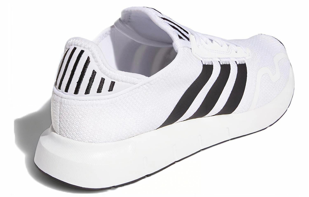 Кроссовки Adidas Originals Swift Run X