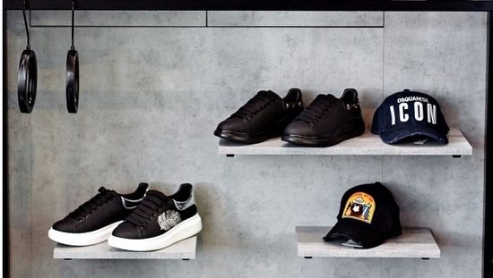 Как выбрать мужскую одежду и обувь в интернет-магазине?