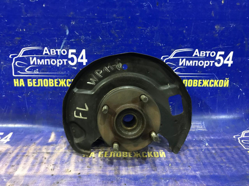 Ступица передняя левая NISSAN PRIMERA 1997