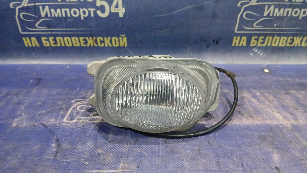 Туманка правая NISSAN GLORIA 1999-2001