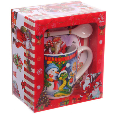 Кружка керамическая 200мл «Милый змей со Снегурочкой и снеговиком» с ложкой в подарочной коробке