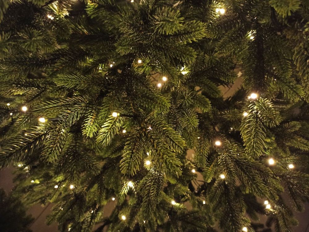 Елка с гирляндой 2в1 «Венецианская» (Литая+пвх) 180 см / 1,8 м