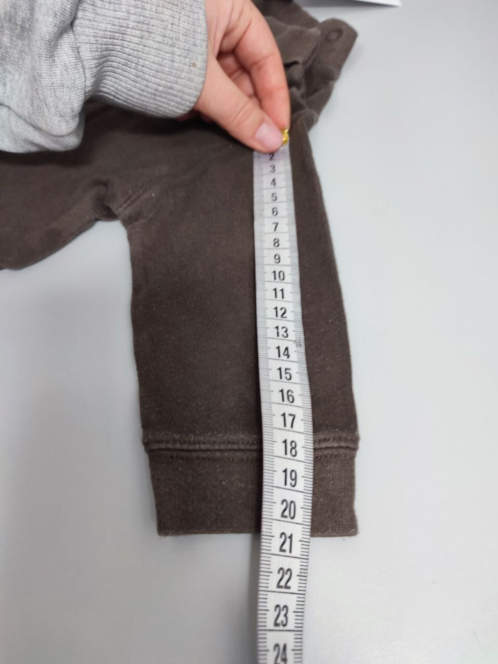 Кофта однотонная на 3-6 месяцев