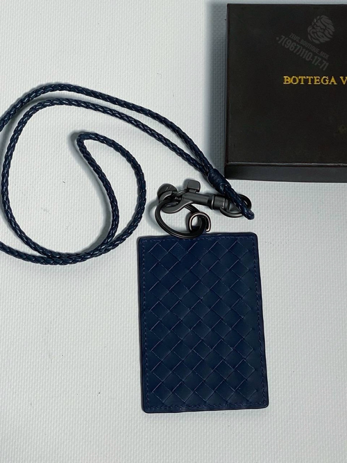 Визитница-пропуск Bottega Veneta
