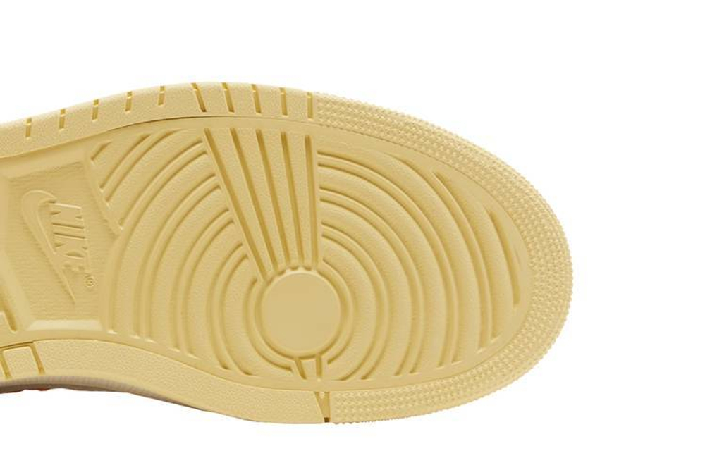 Кроссовки Jordan Air Jordan 1 Zoom Cmft "Somos Familia"
