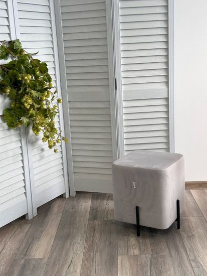 Пуф для гостиной ФЕЛИКС квадратный светло-серый BM-4, велюр / черный каркас