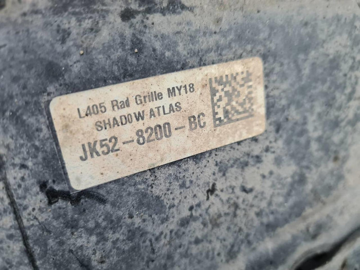 Решетка радиатора Range Rover Vogue 4 L405 (17-22)