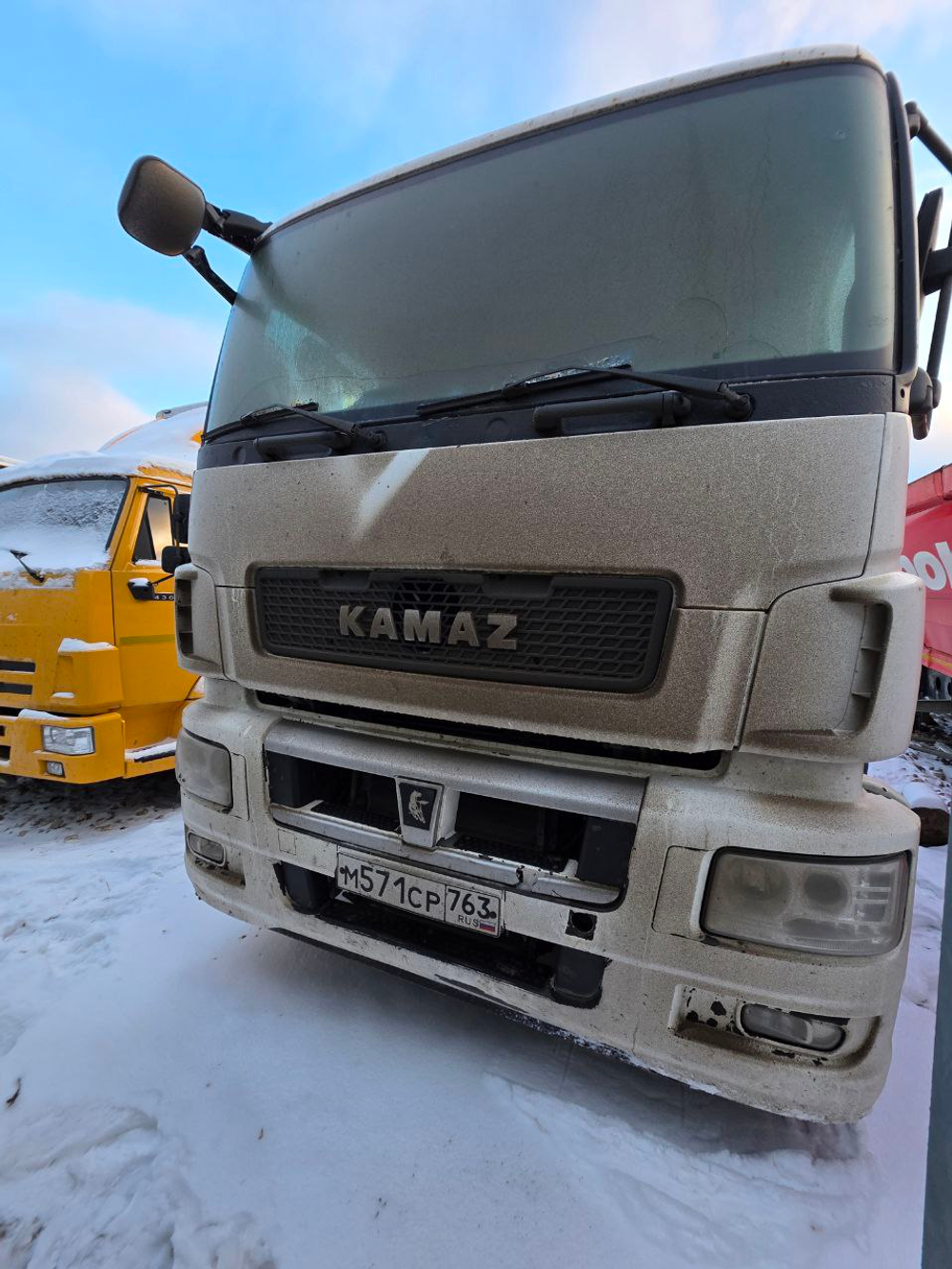 КамАЗ 65206 6x4 Седельный тягач 65206-T5 (Дизельный, 12,0 л, 428 л.с., МТ)