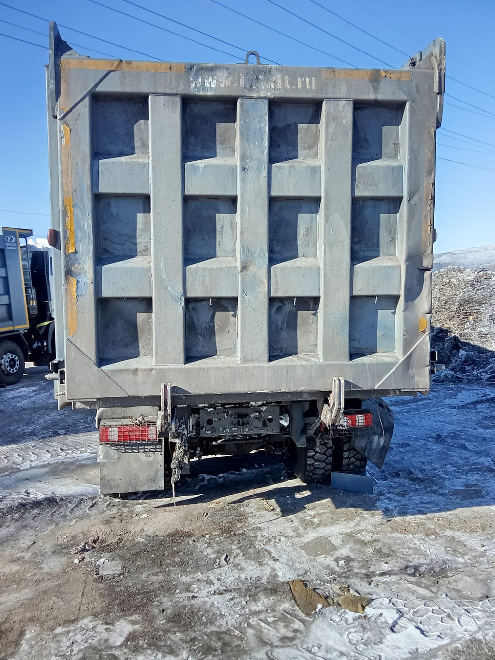 FAW J6 8x4 Самосвал СА3310Р66K24T4E5 (Дизельный, 11,1 л, 420 л.с., МТ)