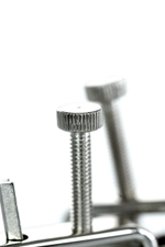 Серебристые зажимы для сосков Theatre с цепочкой (Цвет: серебристый)