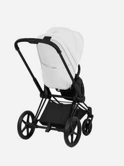 Cybex Priam 5 Style, в цвете Off White (шасси Matt Black) + автокресло Cybex Cloud T Plus