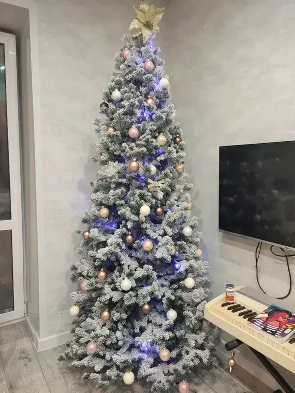 Заснеженная ель «Кадриль» (Литая хвоя) 270 см / 2,7 м