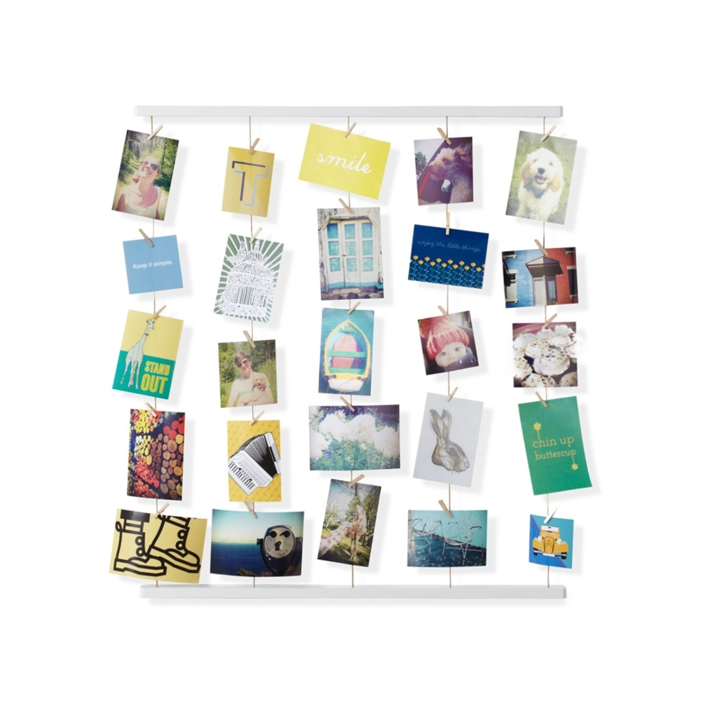 Панно с зажимами для 40 фотографий Hangit белое Umbra