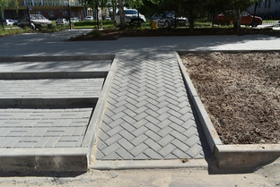 Можно ли укладывать тротуарную плитку на асфальт