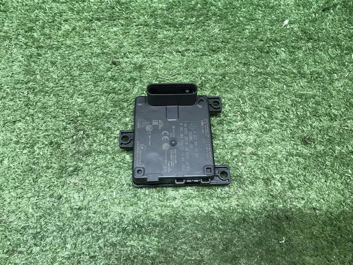 Датчик радарный Mercedes E W213 (2016-2023)