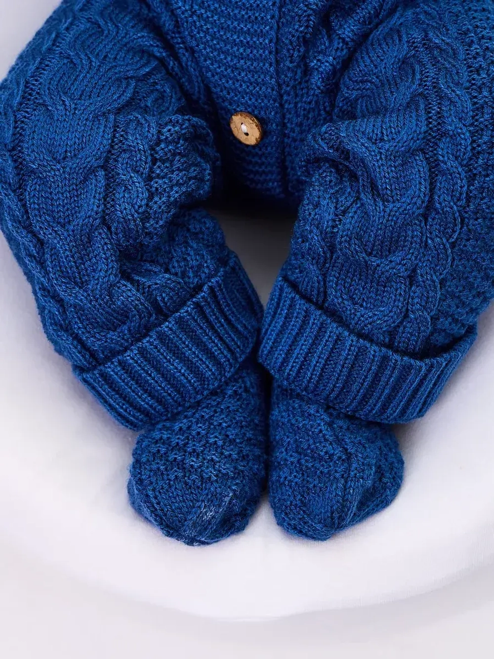 вязаный комбинезон для новорожденных