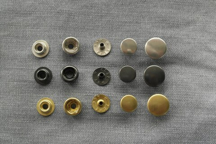 Кнопка YKK кольцевая 13мм