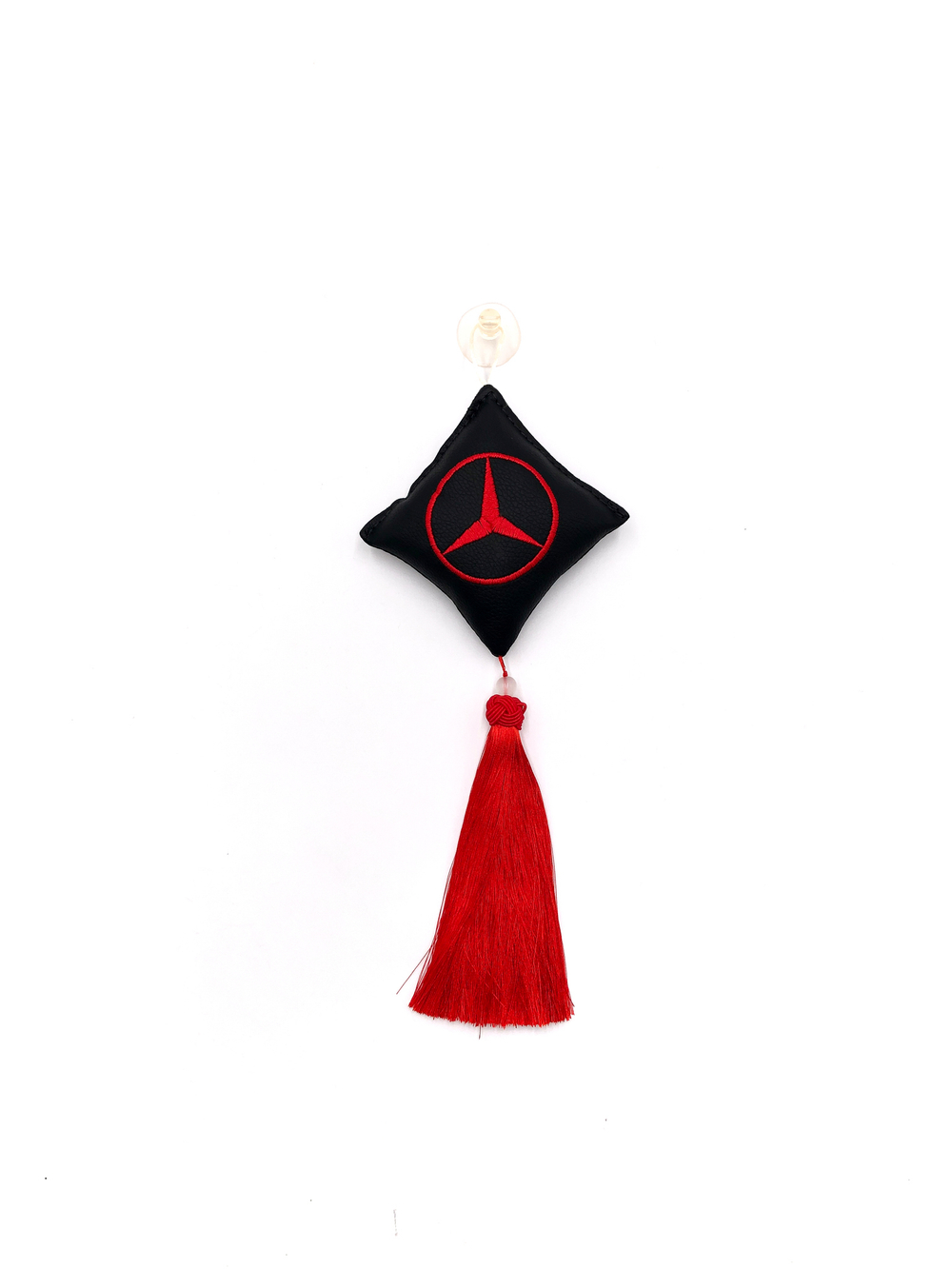 Ромб объемный на присоске MERCEDES (экокожа, черный, красная вышивка, кисть)
