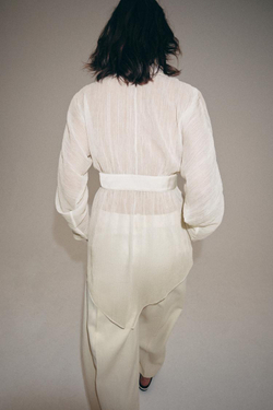 ZARA БЛУЗА ИЗ ЖОРЖЕТА С КРУЖЕВОМ — ZW COLLECTION, ЭКРЮ