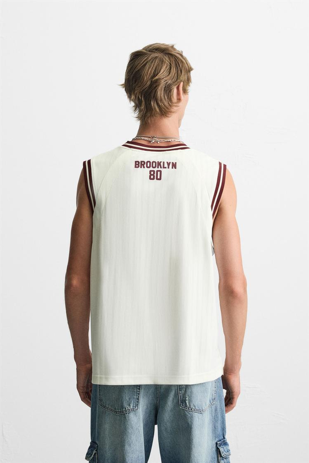 ZARA ФУТБОЛКА В СТИЛЕ VARSITY, ЭКРЮ