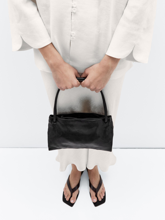 Massimo Dutti Маленькая сумка из кожи наппа с отделениями, черный