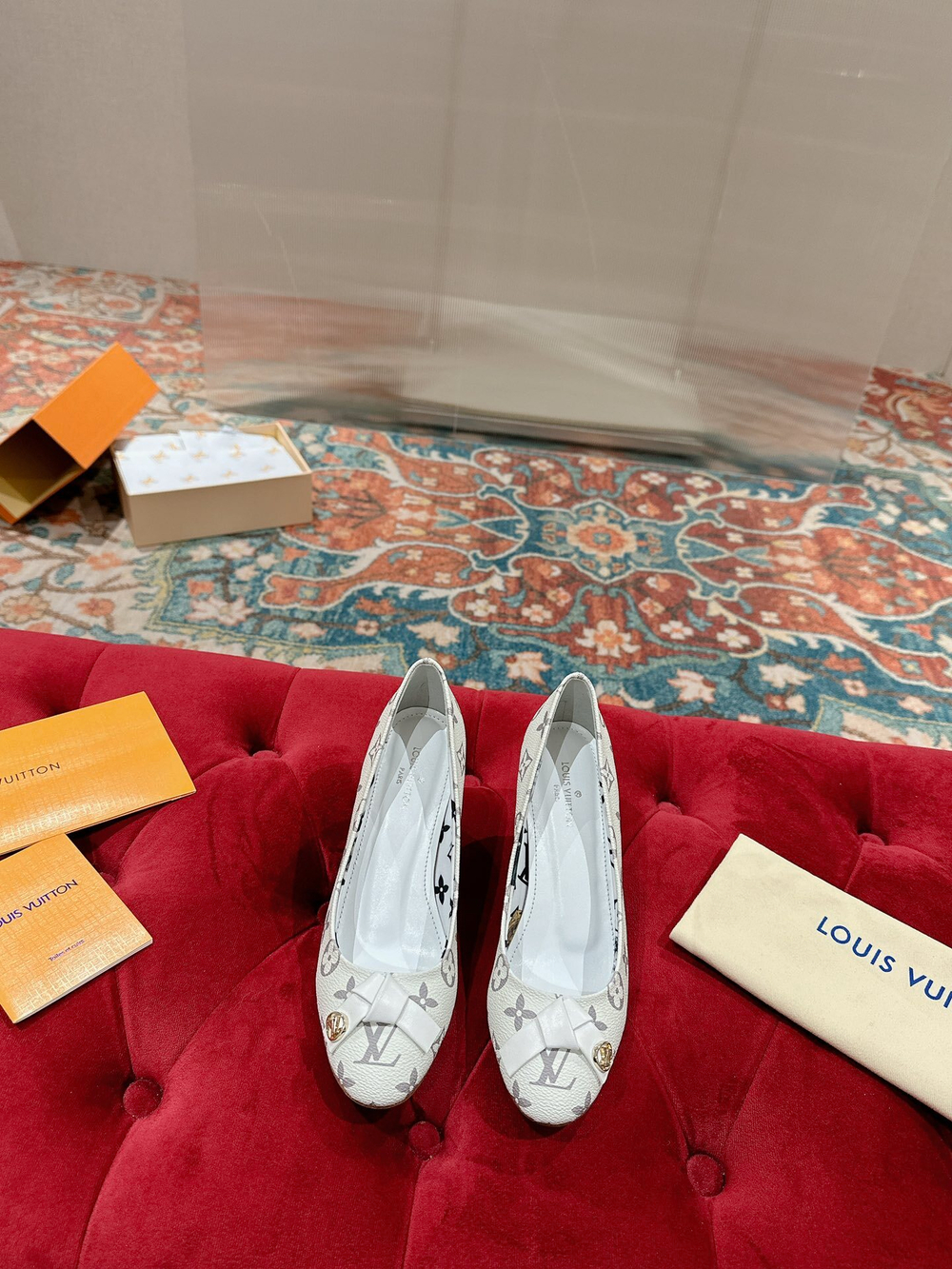 Louis Vuitton Pump (4 colors)