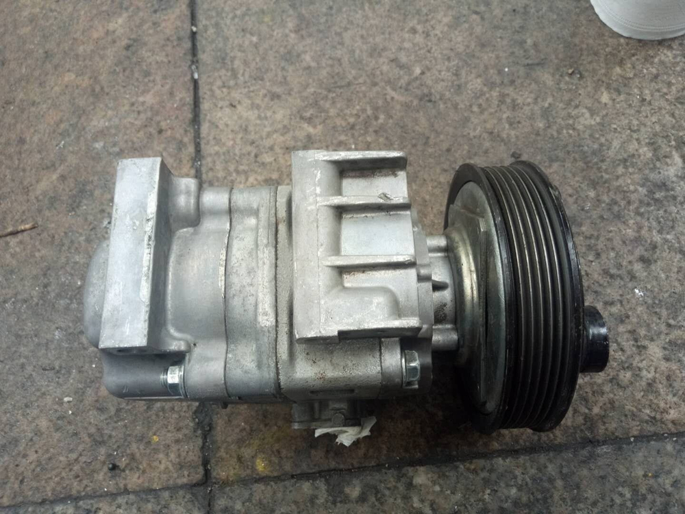 Компрессор кондиционера Mazda 6/Mazda 3/Mazda Atenza 2.0/2.3