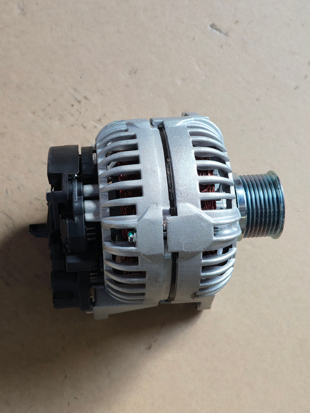 Генератор КАМАЗ дв.CUMMINS ISLe-400 ЕВРО-4 28В 110А AVTOELECTRICA