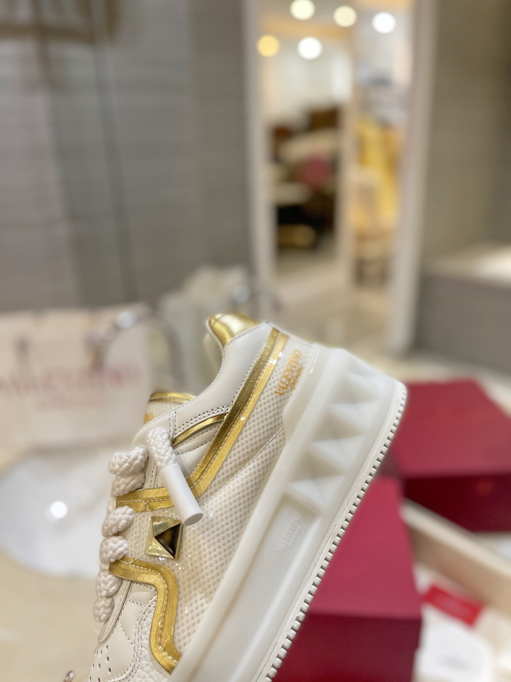 Valentino Sneaker