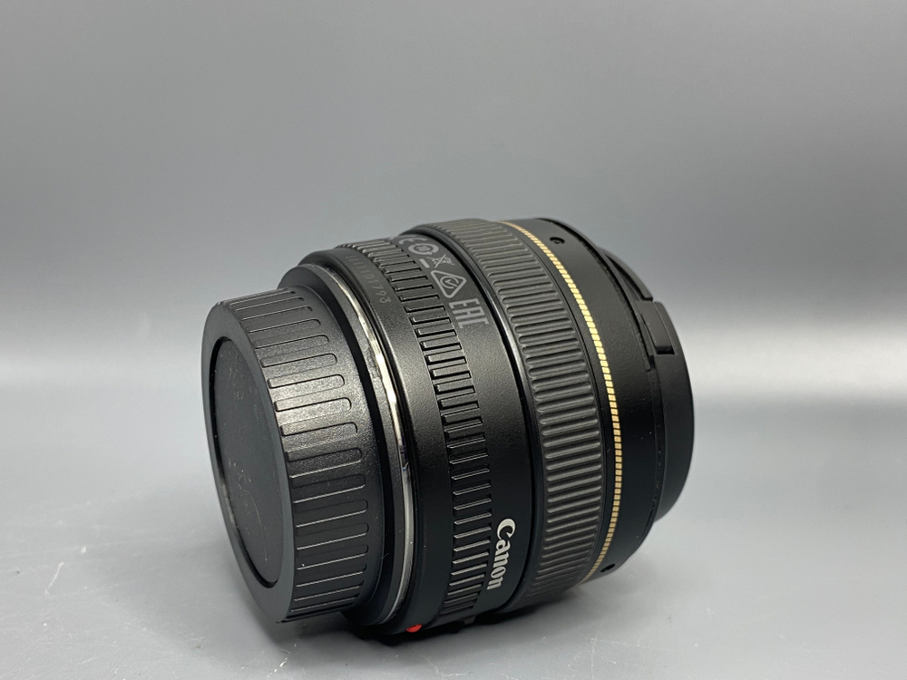 Canon EF 50mm 1.4 USM