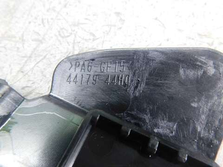 Крепление правое Suzuki Gladius SFV400 VK58A 44179-44H0