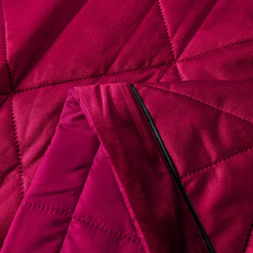 Велюровое покрывало в клетку с наволочками OVL035