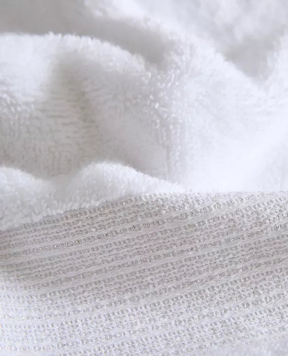 ZARA HOME ПОЛОТЕНЦЕ ИЗ ХЛОПКА С ОКАНТОВКОЙ, БЕЛЫЙ