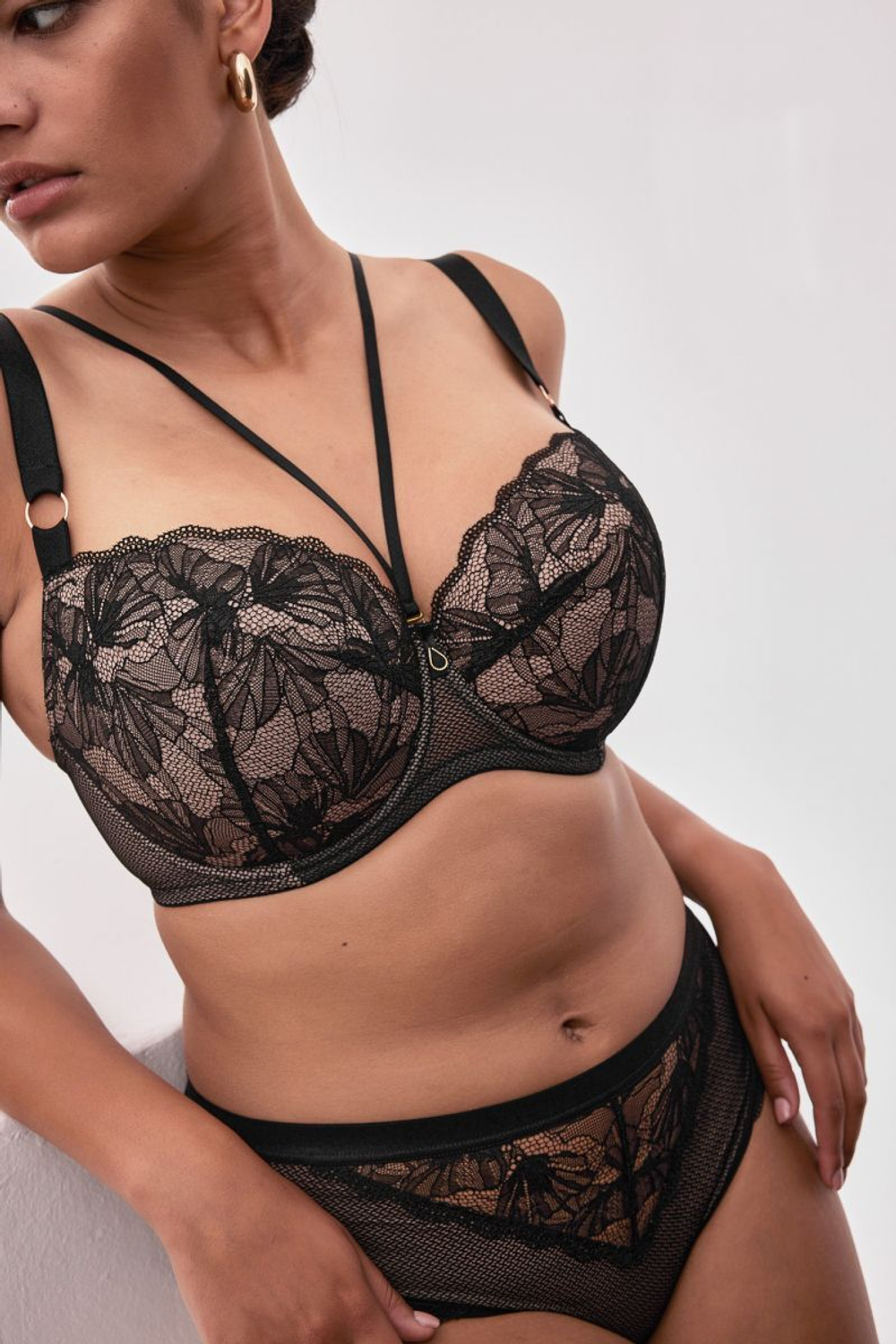 Бюстгальтер Volare с чашками на тонком поролоне (Размер: 90D) (Цвет: черный)