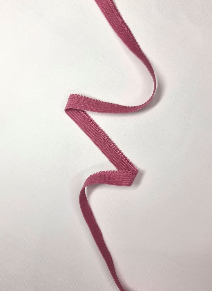 Ажурная резинка темно розовая тонкая 10 мм