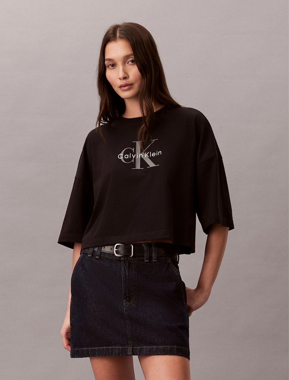 Футболка Calvin Klein Monologo Cropped Boxy Fit Black