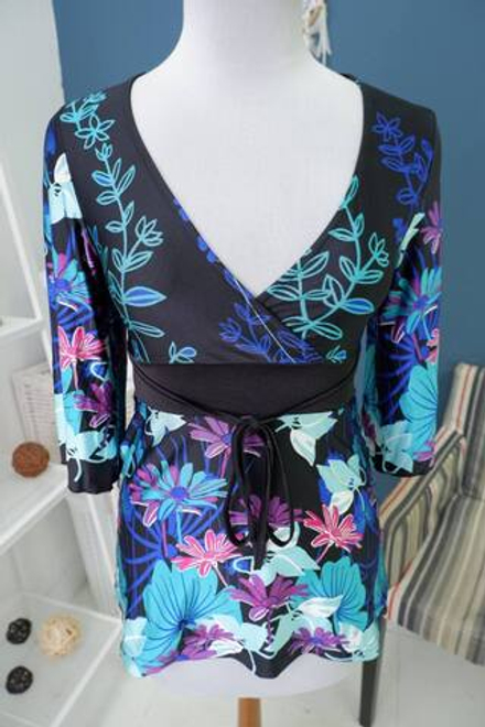 Блузка Melrose с цветами 42 размер