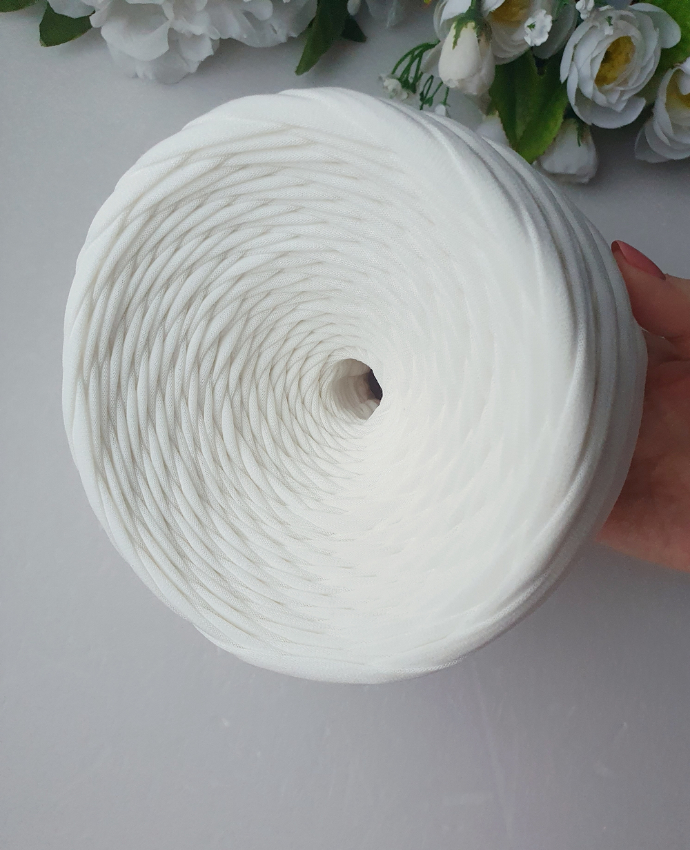 Экрю трикотажная пряжа