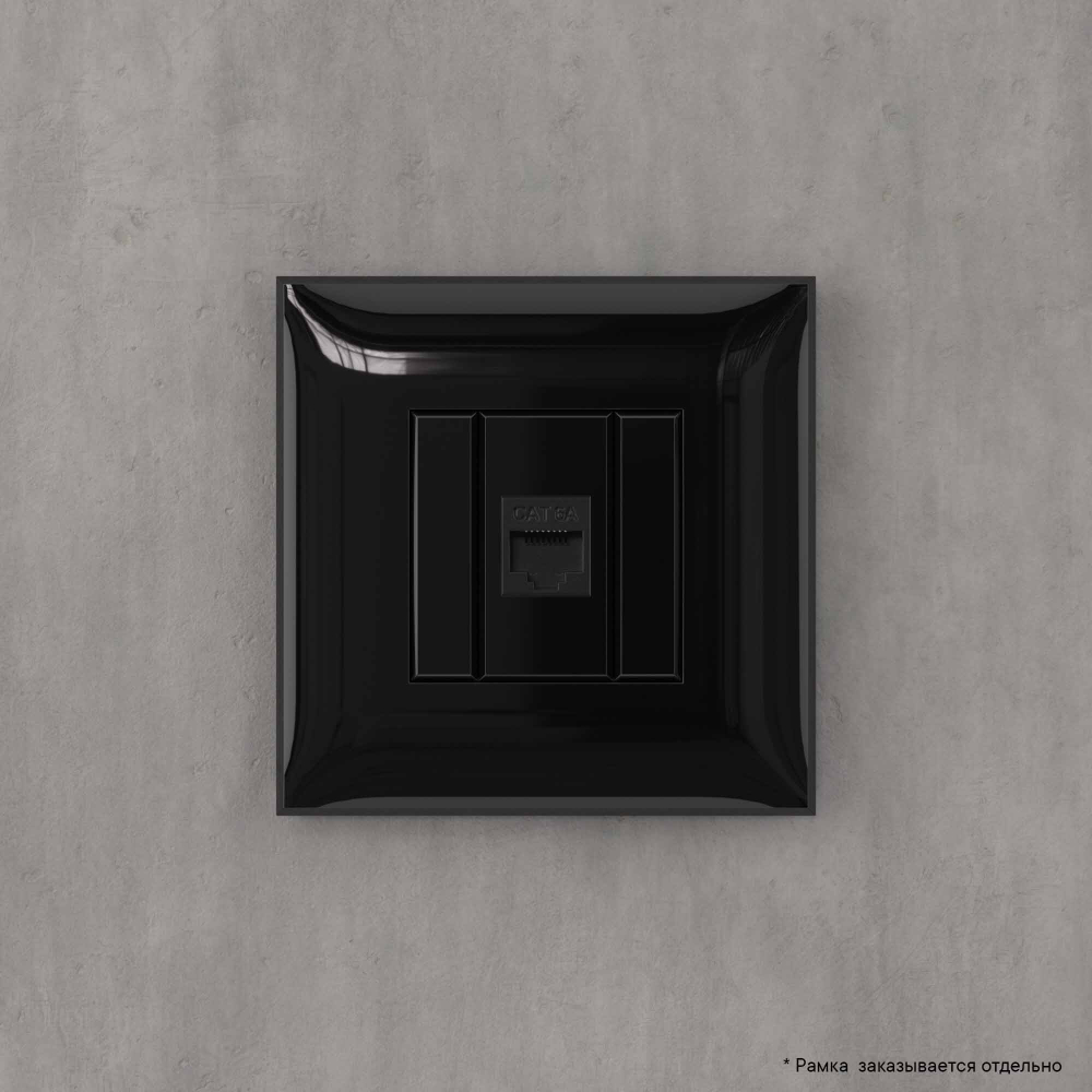 Компьютерная розетка RJ-45 без шторки в стену, кат.6А одинарная, "Avanti", "Черный квадрат"