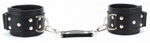 Черные кожаные оковы на липучке (Цвет: черный)