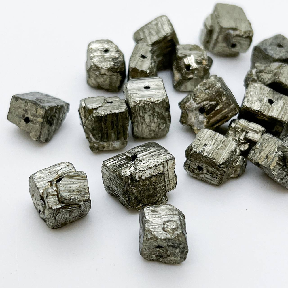 Бусины Пирит необработанный, размер около 10,5-12 мм, цена за 1 шт