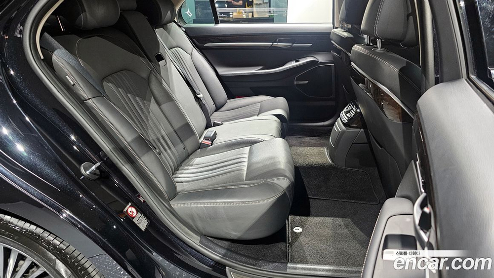 Genesis G90 3.8 (10.2019)