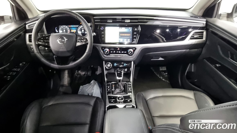 KG Mobility (Ssangyong) Beautiful Korando Бензин 1.5 2WD C5 (08.2021)