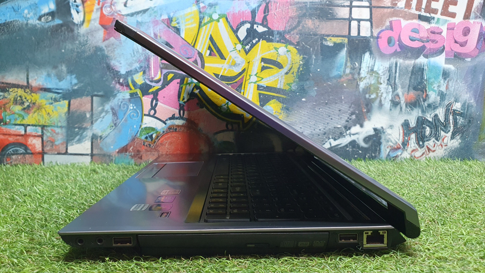 Ноутбук Lenovo i5/4Gb/GT 525M 1Gb