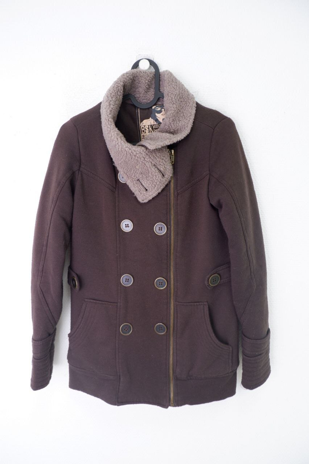 Куртка осенне-весенняя 40 размер