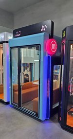 Умная караоке-будка