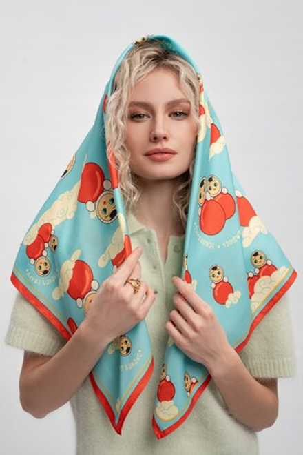 Платок «Русская неваляшка. Вдохновение»